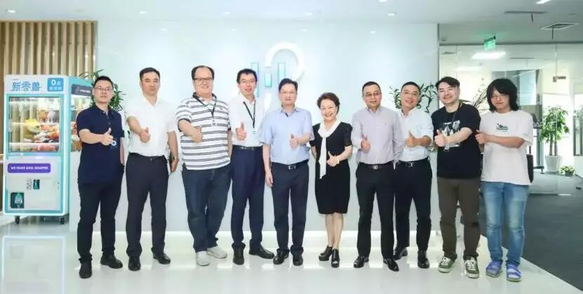 【合作伙伴】宏路數(shù)據(jù)大數(shù)據(jù)技術(shù),助力政府實現(xiàn)精準(zhǔn)企業(yè)服務(wù) 【合作伙伴】宏路數(shù)據(jù)大數(shù)據(jù)技術(shù),助力政府實現(xiàn)精準(zhǔn)企業(yè)服務(wù)